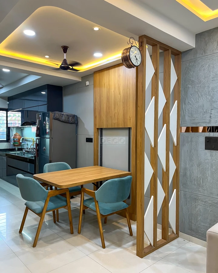 Foldable Dining Table