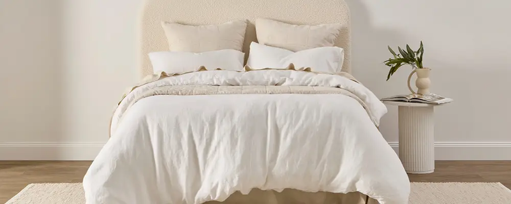 Use white bedding as your base. 